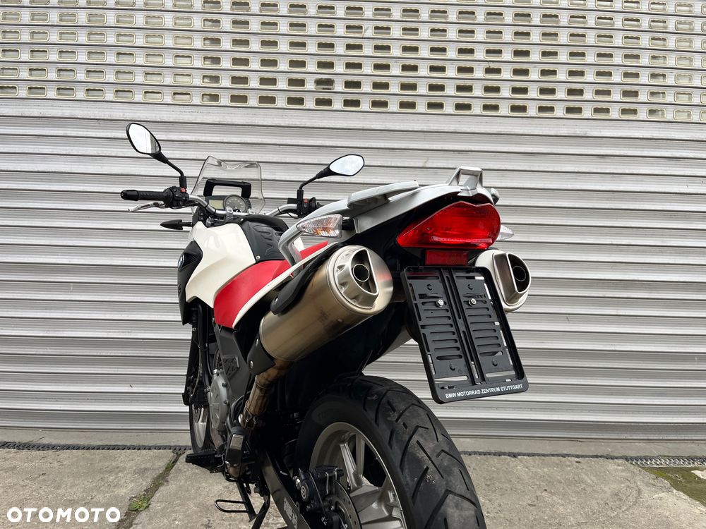 BMW G - 12
