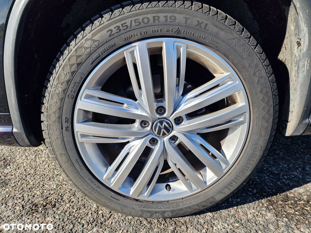 Volkswagen Tiguan 2.0 TDI 4Mot Perfectline R-Style DSG - 11