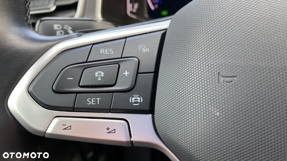 Volkswagen T-Roc 1.5 TSI Style DSG - 19