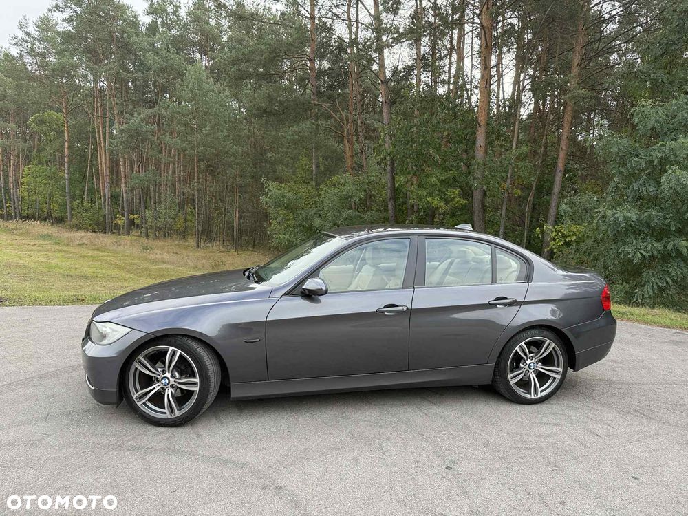 BMW Seria 3 318i - 3