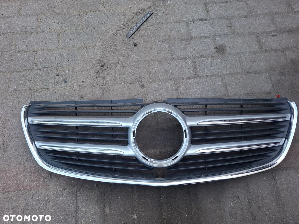 MERCEDES V-KLASA W447 ATRAPA GRILL A4478802001 - 1
