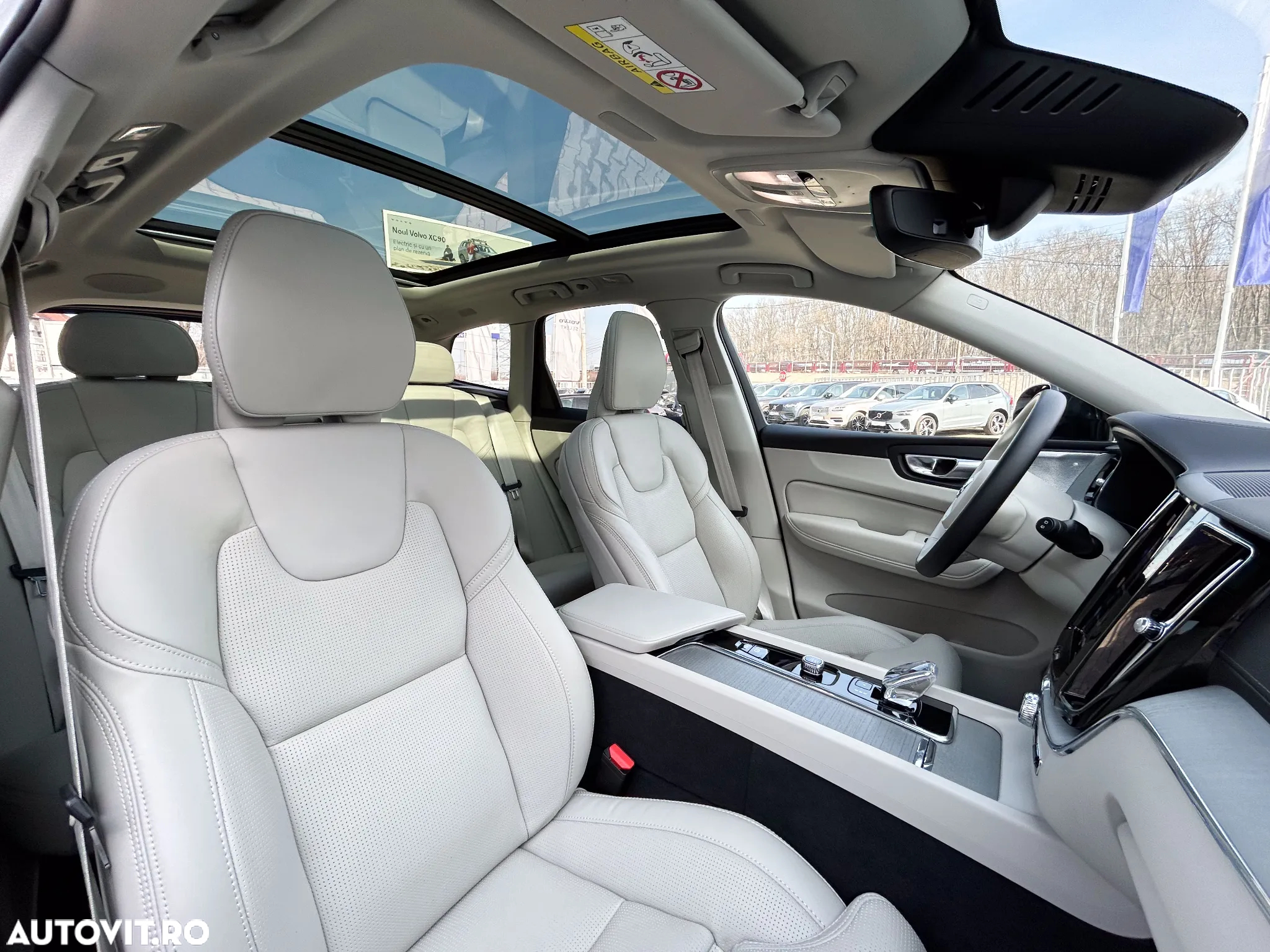 Volvo XC 60 Recharge T8 AWD AT Ultimate Dark - 15