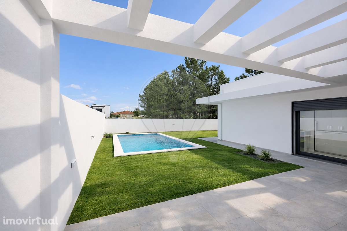 Moradia T4 para venda - Grande imagem: 2/25