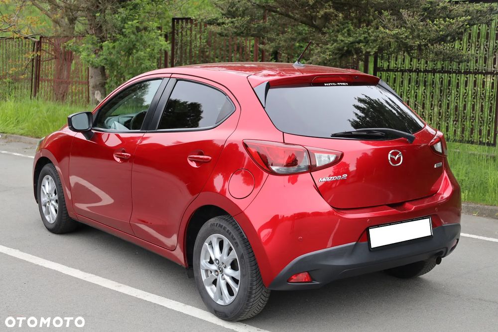 Mazda 2 - 5