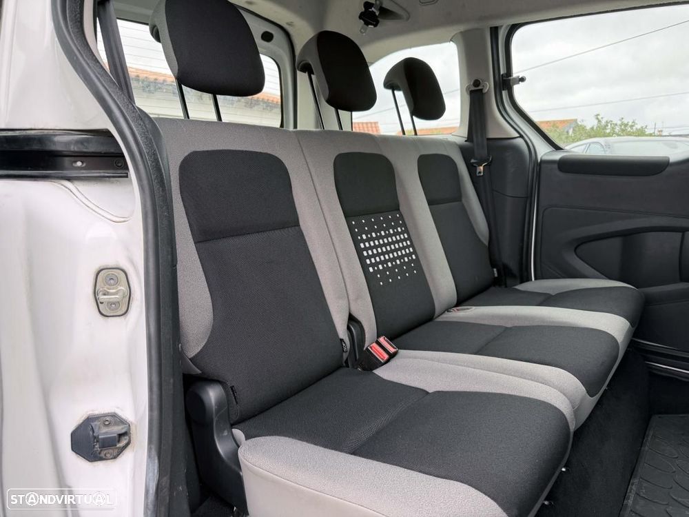 Citroën Berlingo 1.6 BlueHDi Feel - 19