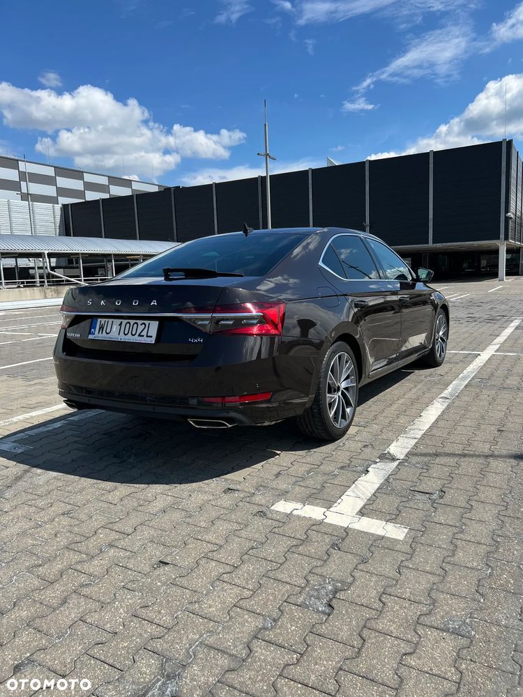 Skoda Superb 2.0 TSI 4x4 L&K DSG - 6