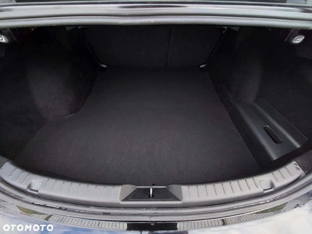 Mazda 3 2.0 mHEV Takumi - 18