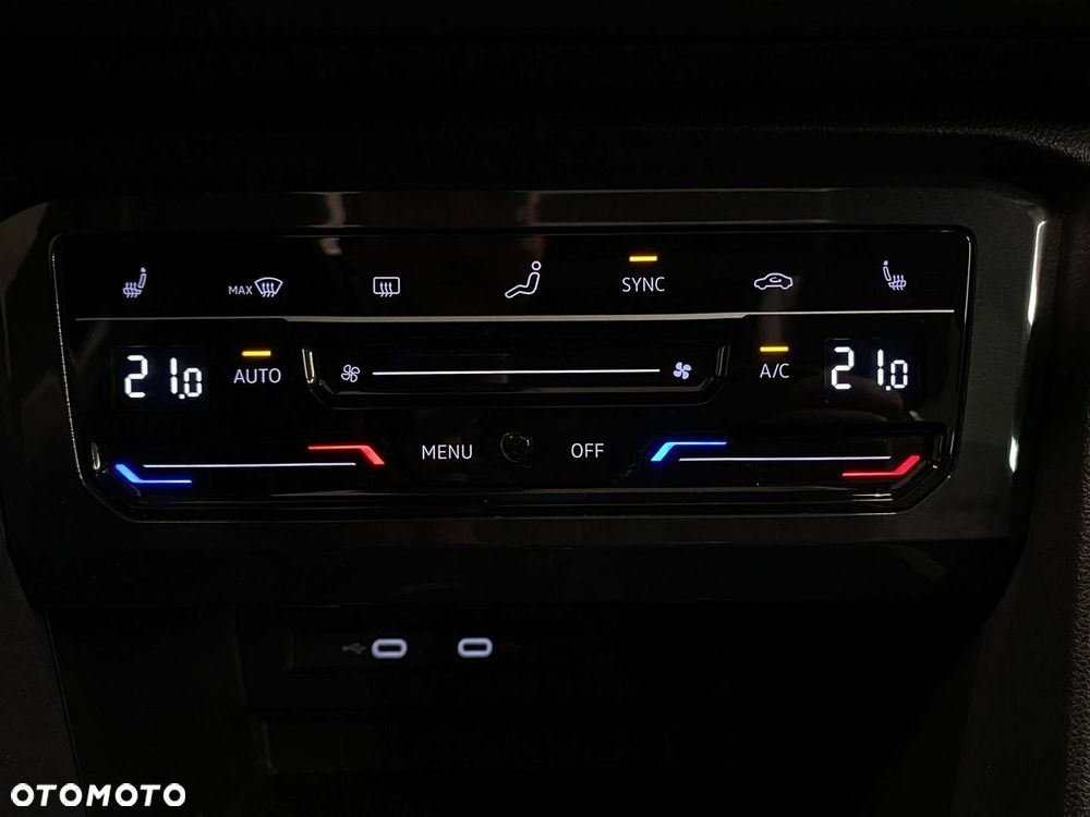 Volkswagen Tiguan - 26