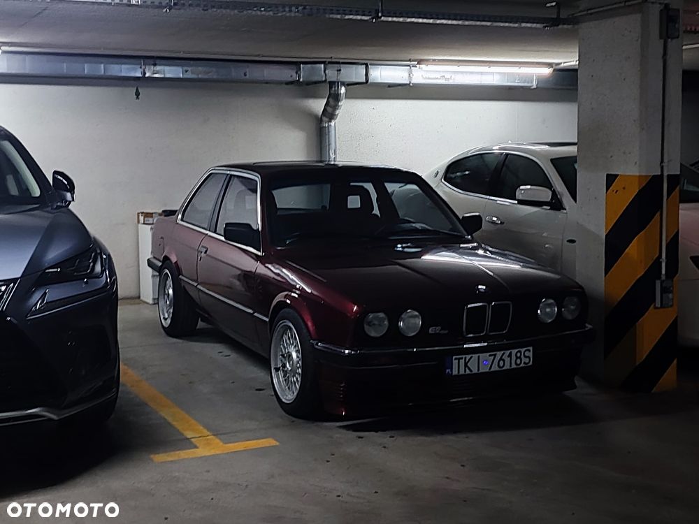 BMW Seria 3 325i - 8