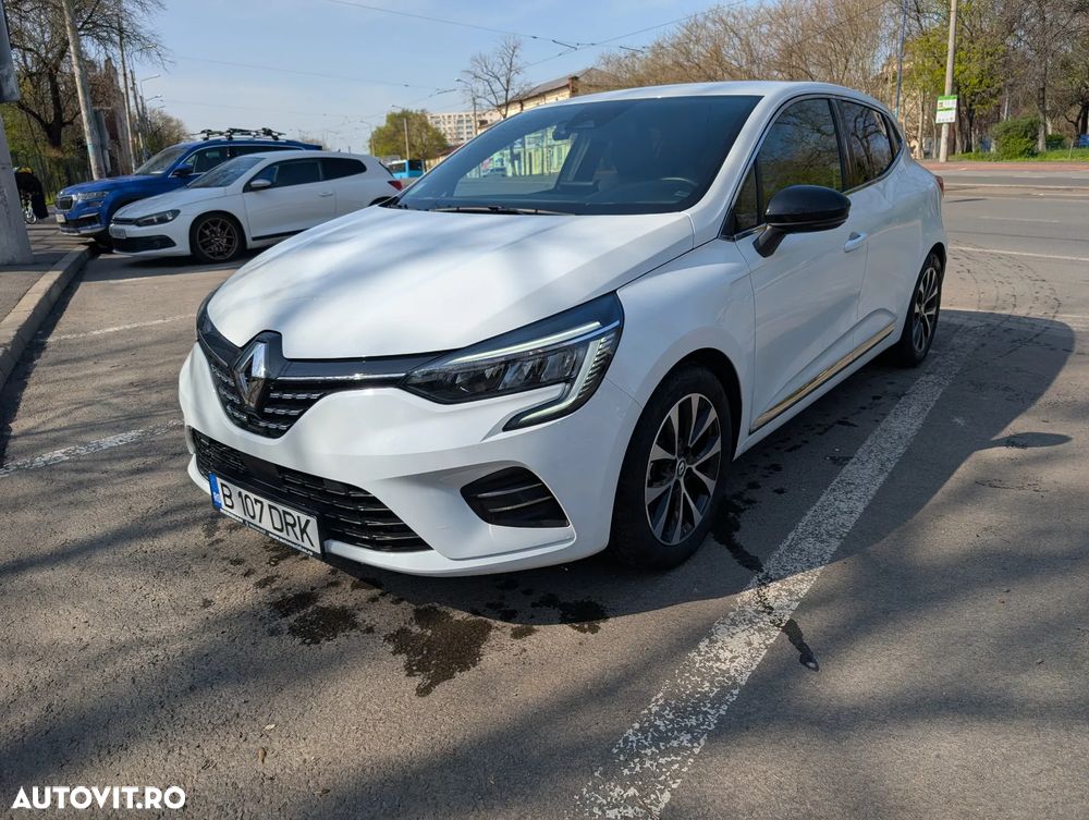 Renault Clio V E-Tech 145 Techno - 1