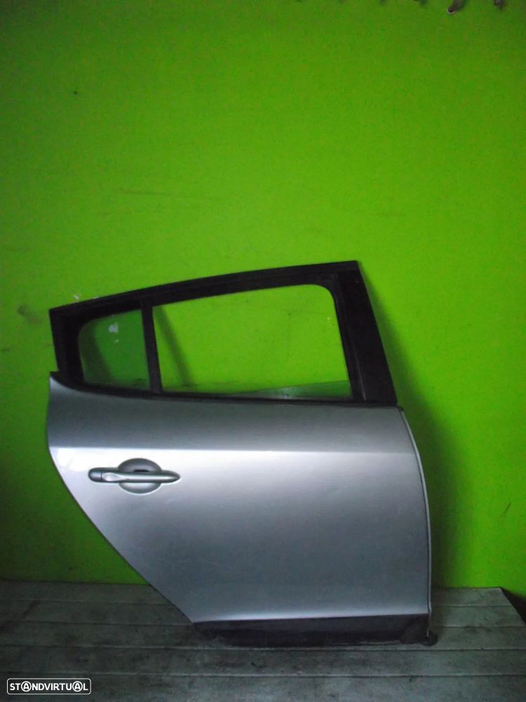 Porta de Trás Drt Renault Megane III - 2008 / 2015 - 1