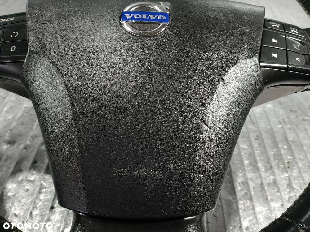 KIEROWNICA Z PODUSZKĄ VOLVO C30 ( 06-12 ) 55150060  55150001 30778758 - 11