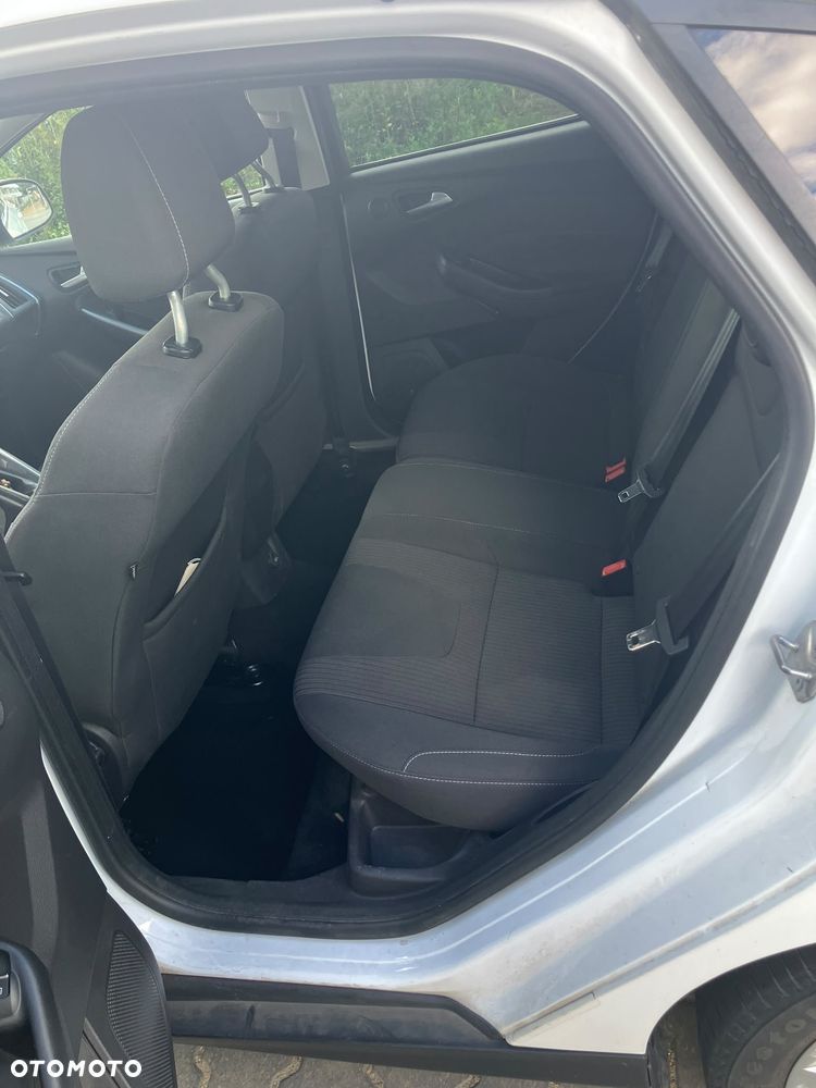 Ford Focus 2.0 TDCi Edition - 6