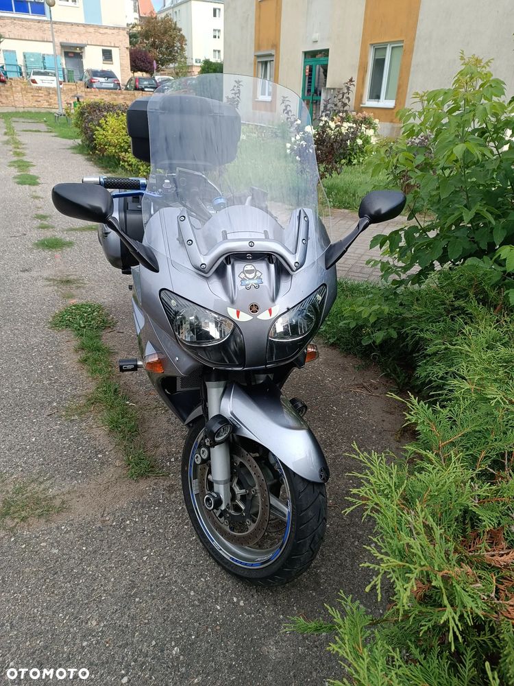 Yamaha FJR - 9