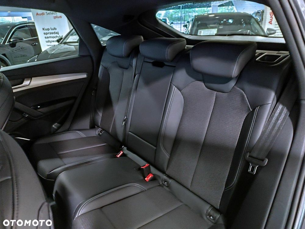 Audi Q5 Sportback - 13