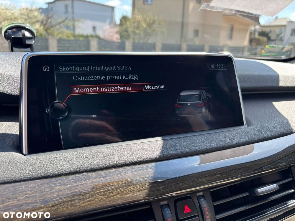 BMW X5 xDrive25d - 33