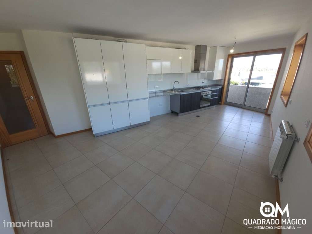 Apartamento T2 para Arrendamento com terraço - Grande imagem: 4/37