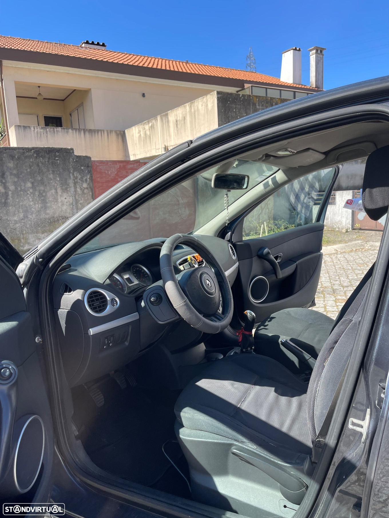 Renault Clio 1.2 16V Confort Dynamique - 9