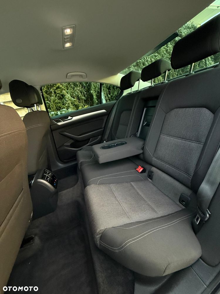 Volkswagen Passat 2.0 TDI (BlueMotion Technology) DSG Comfortline - 25