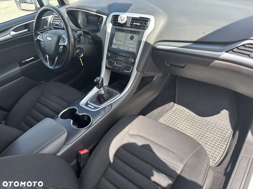 Ford Mondeo 1.5 EcoBoost Trend - 12