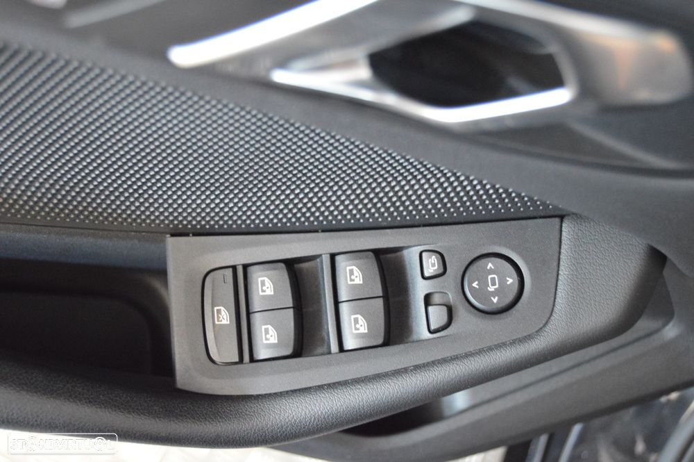 BMW 116 d Aut. Advantage - 31