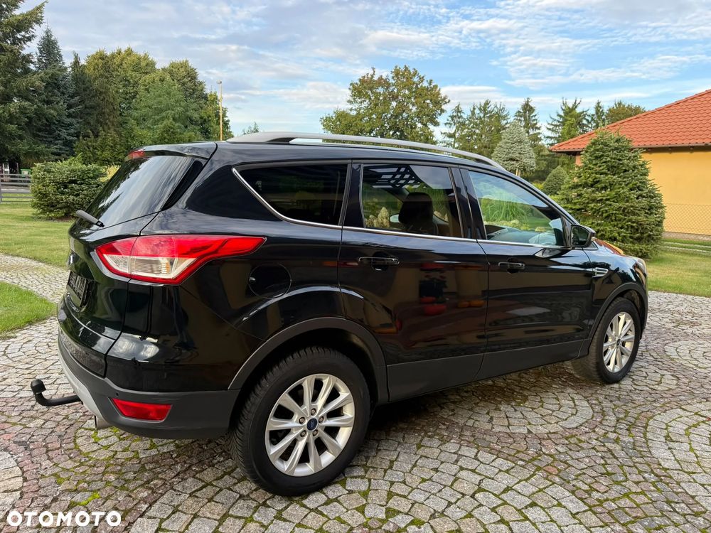Ford Kuga 2.0 TDCi 2x4 Titanium - 8