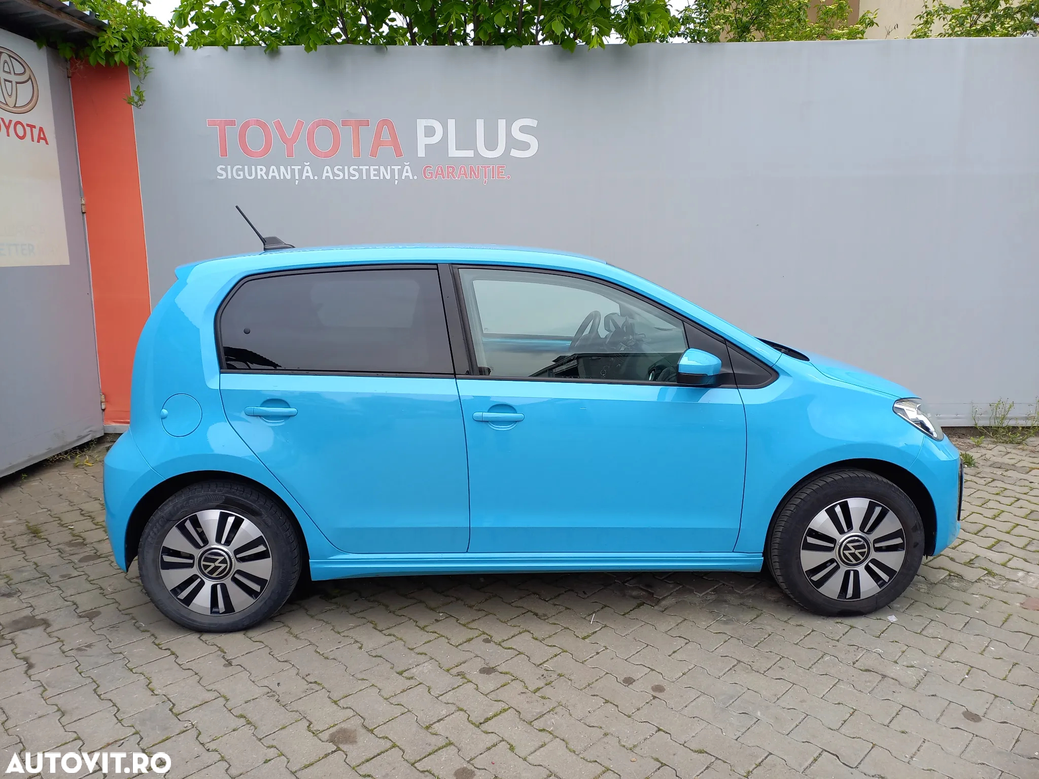 Volkswagen up! e-up! - 8