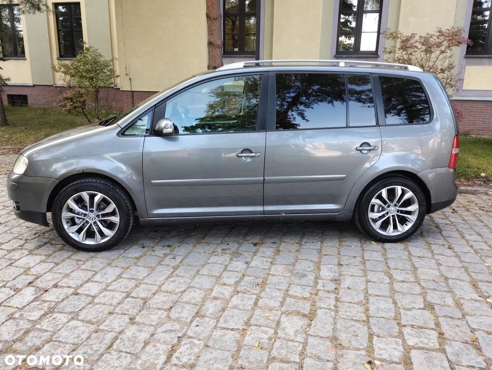 Volkswagen Touran 2.0 TDI Trendline - 2