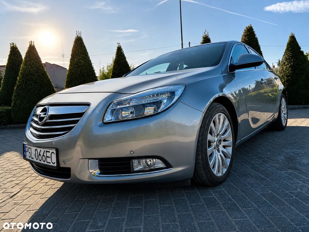 Opel Insignia - 1