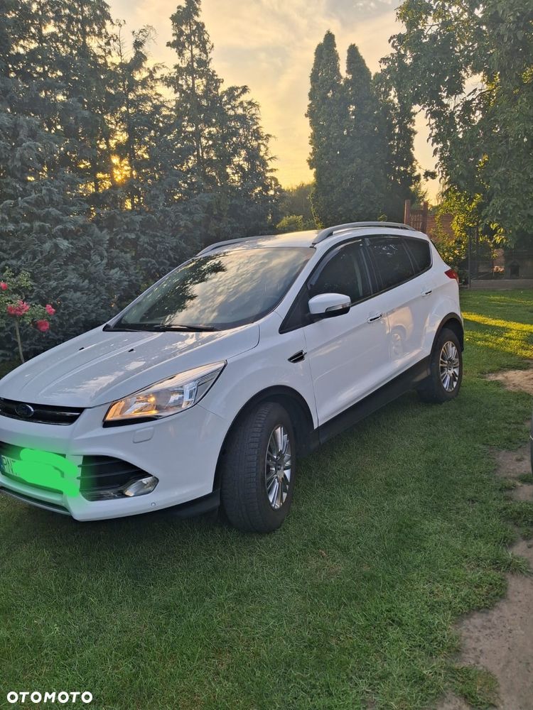 Ford Kuga - 1