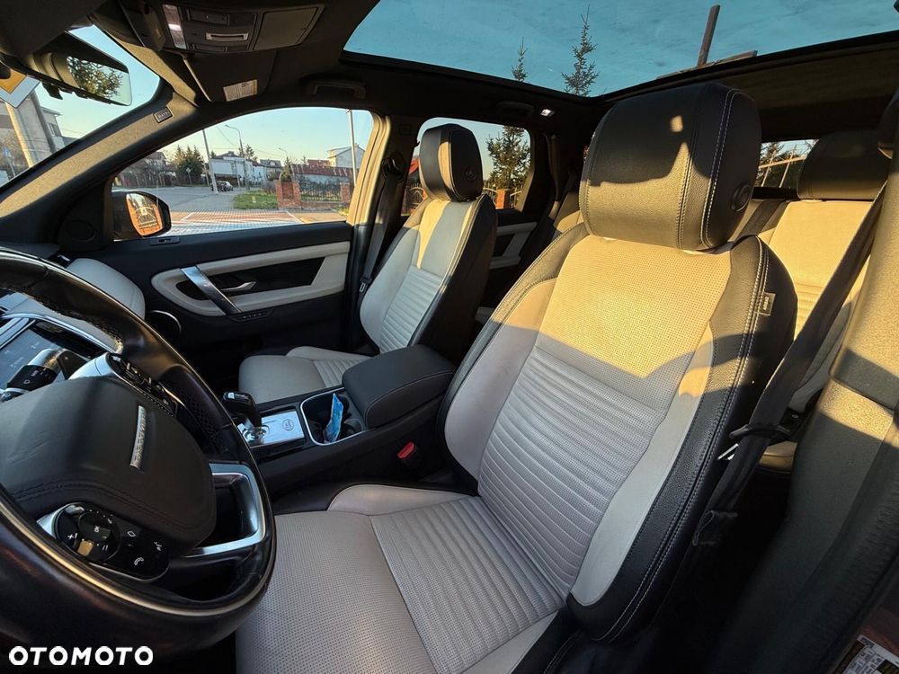 Land Rover Discovery Sport - 8