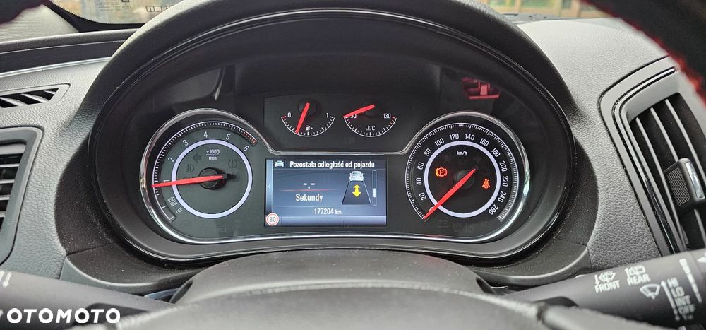 Opel Insignia - 20