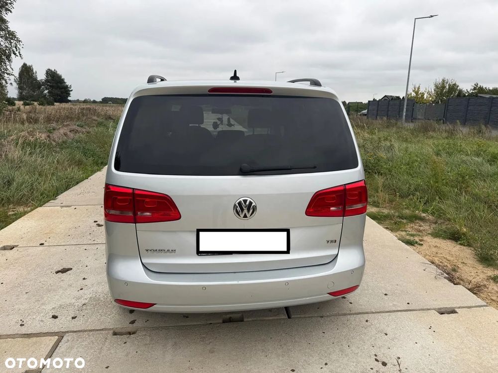 Volkswagen Touran - 6