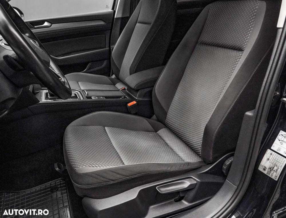 Volkswagen Passat 2.0 TDI DSG Comfortline - 13