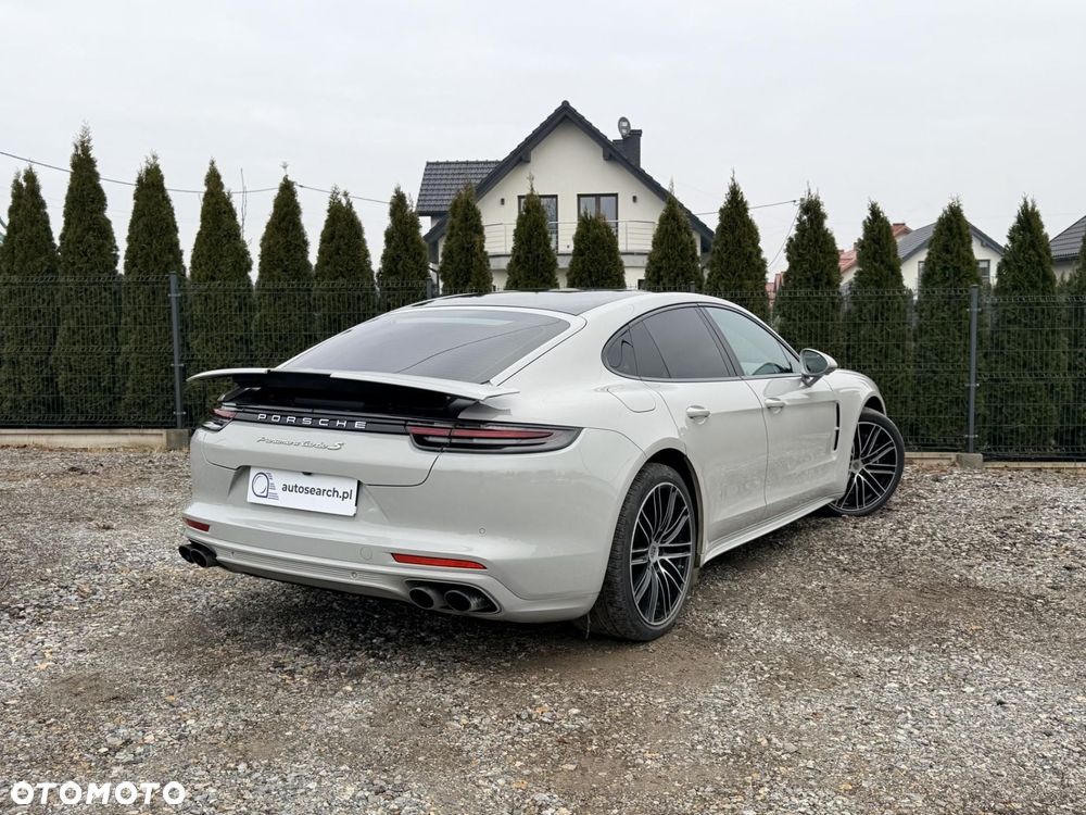 Porsche Panamera Turbo S E-Hybrid - 5