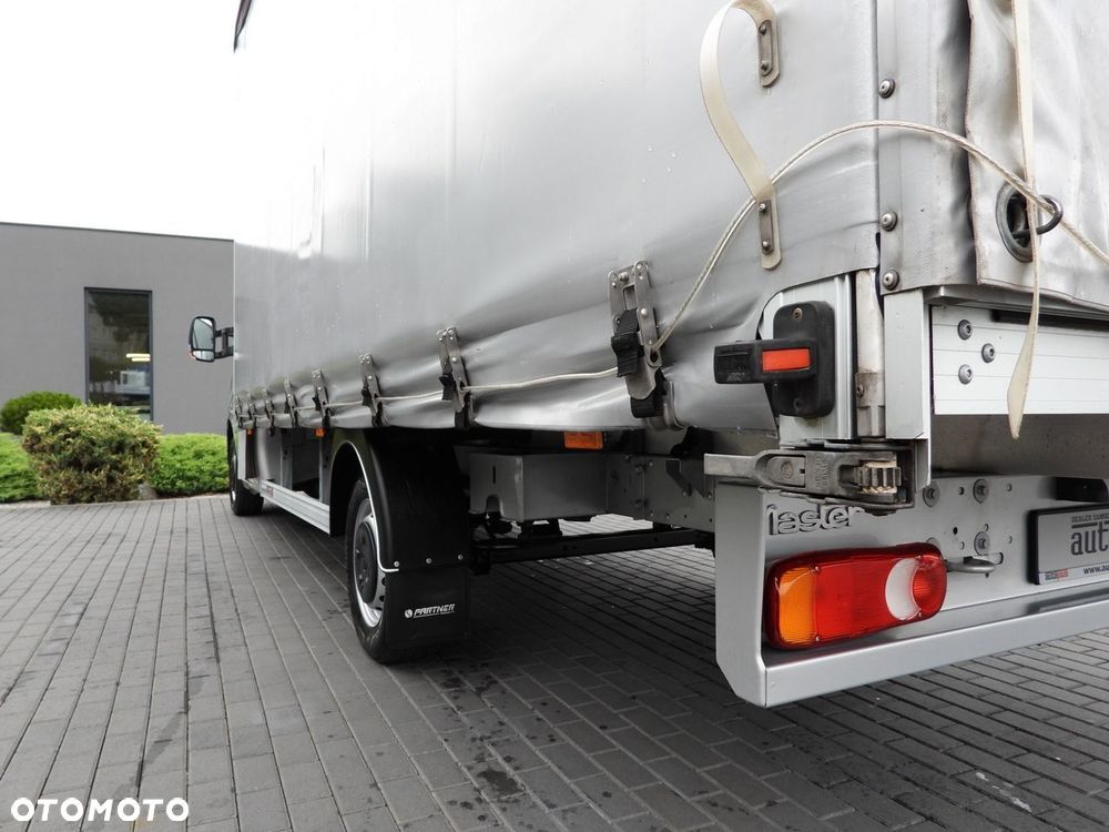 Renault MASTER PLANDEKA 10 PALET TEMPOMAT NAWIGACJA LEDY PNEUMATYKA KLIMATYZACJA  165KM - 17