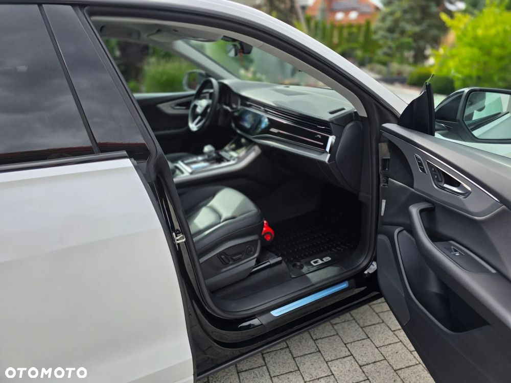 Audi Q8 - 26