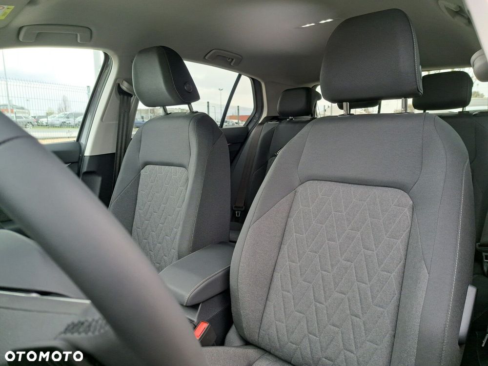 Volkswagen Golf - 19