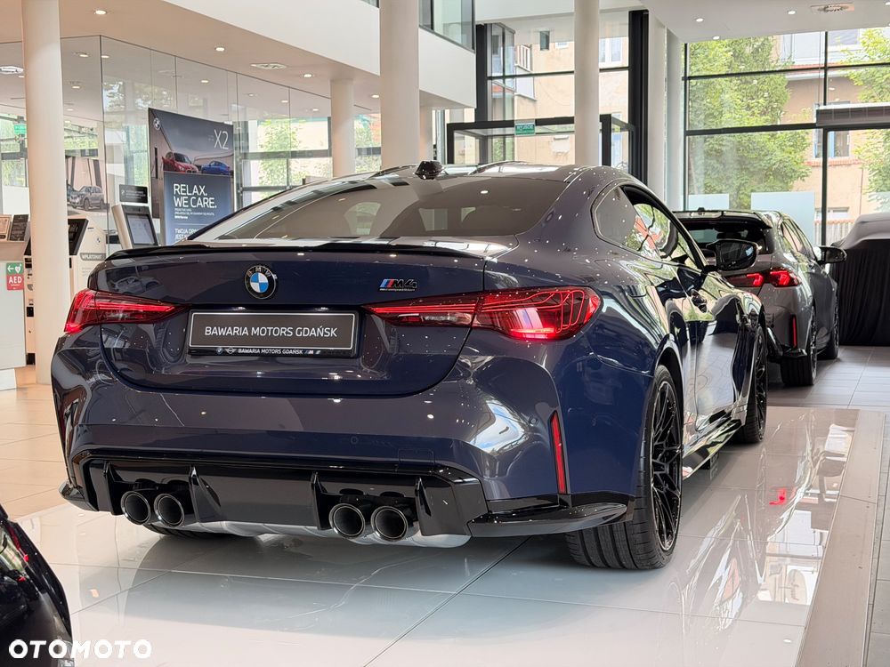 BMW M4 - 4