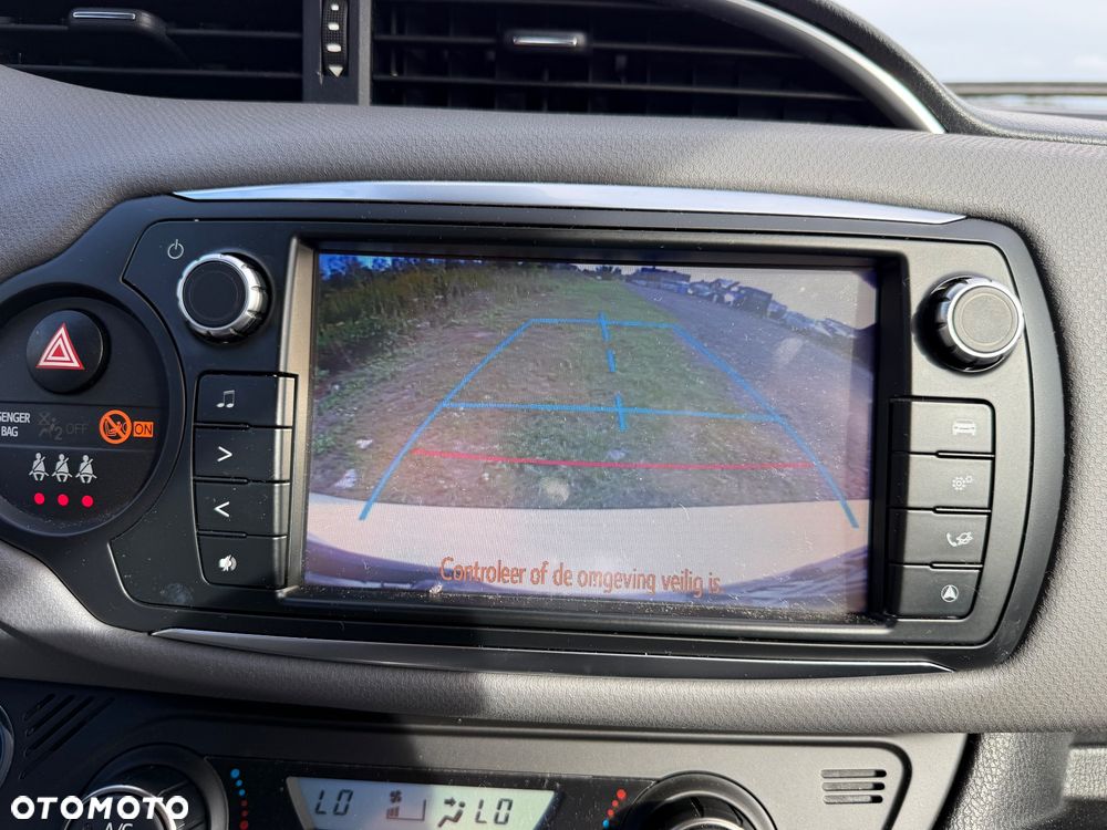 Toyota Yaris - 13