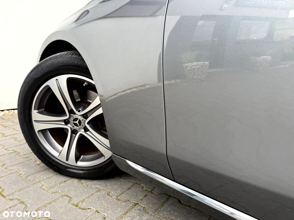 Mercedes-Benz Klasa E 220 d 9G-TRONIC Avantgarde - 36