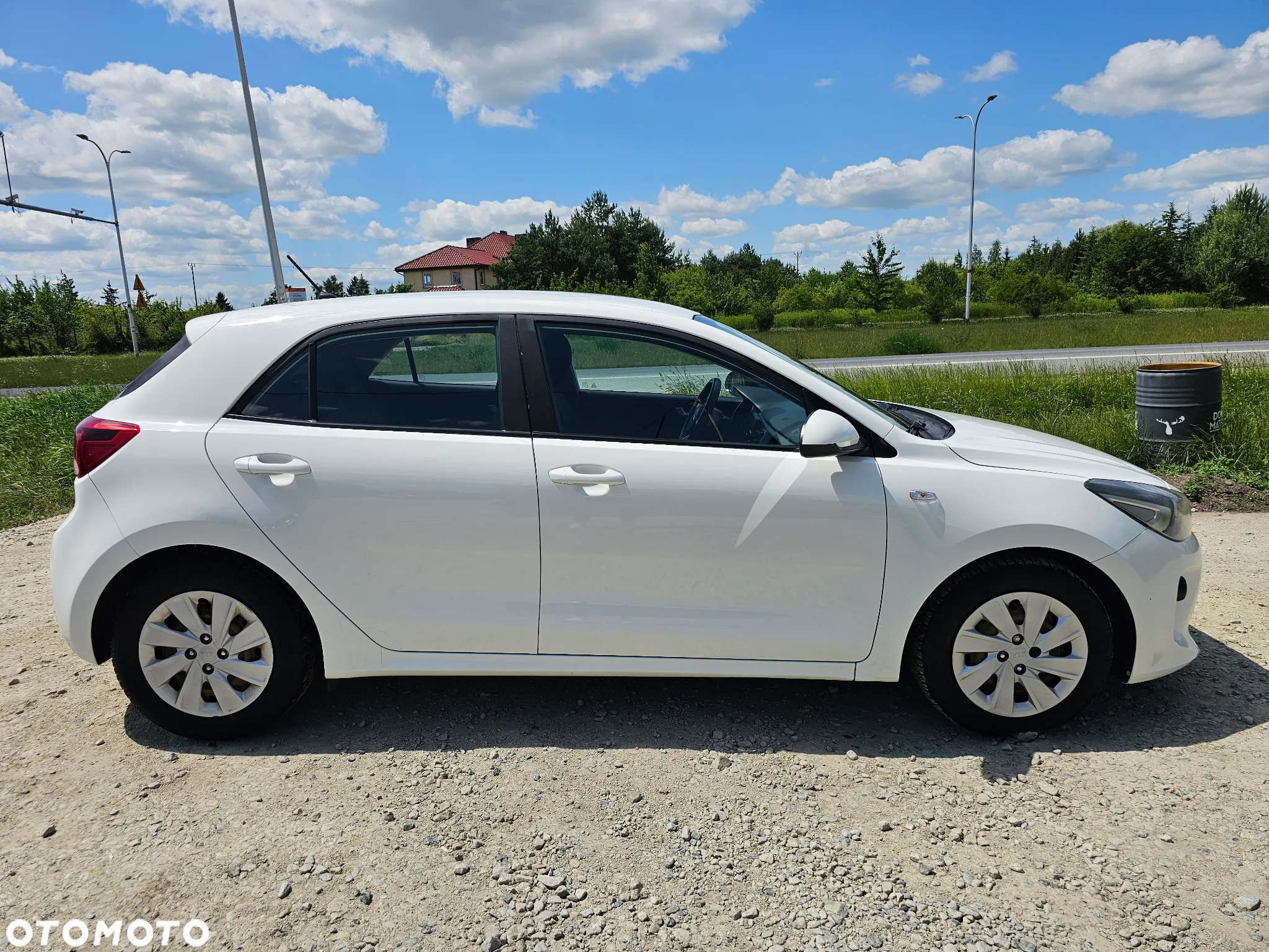 Kia Rio - 7