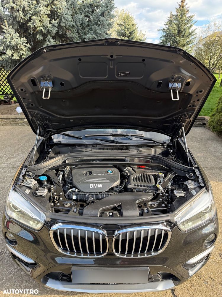 BMW X1 xDrive20i Aut. Sport Line - 12