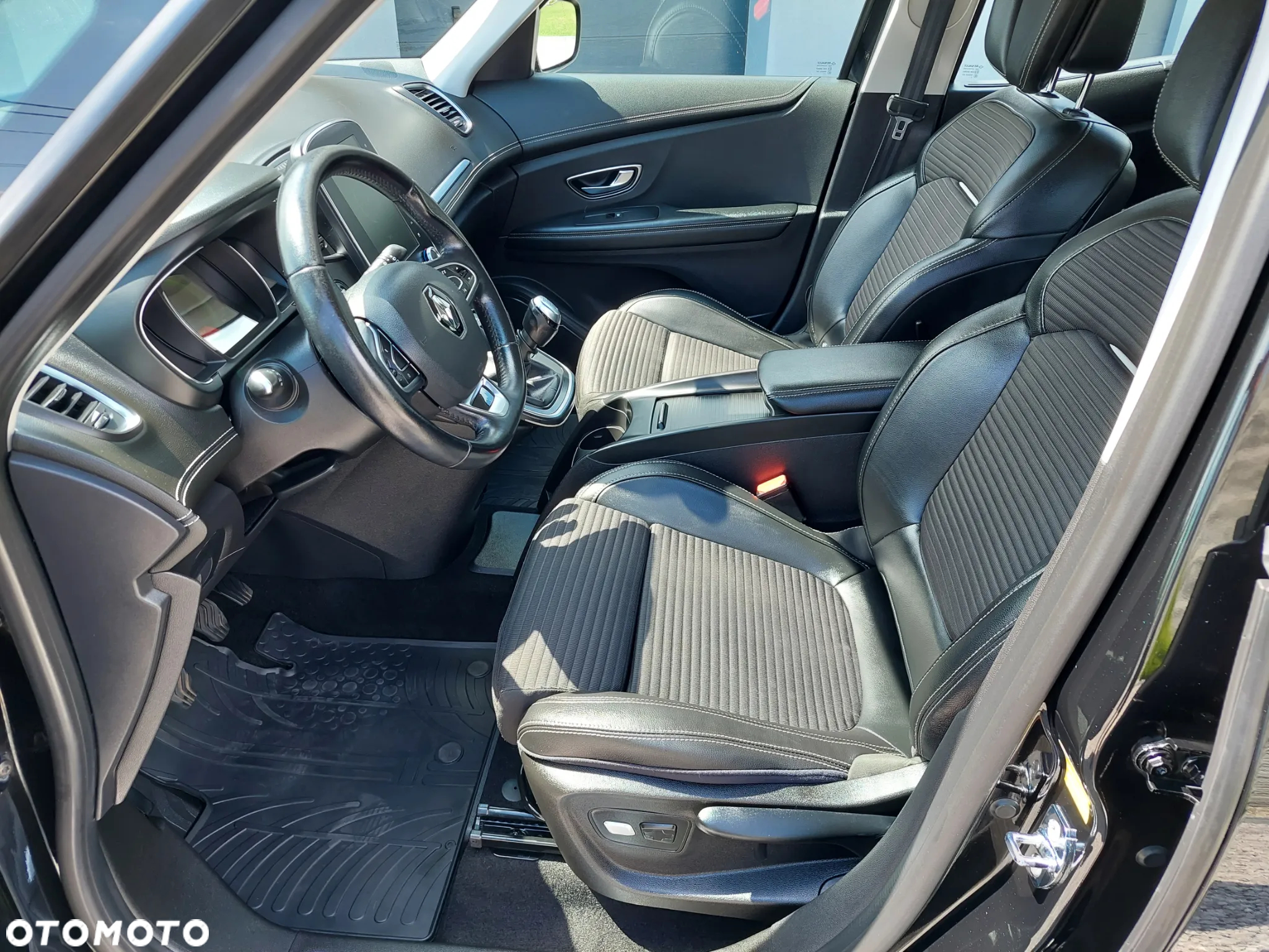 Renault Scenic ENERGY TCe 115 Dynamique - 18