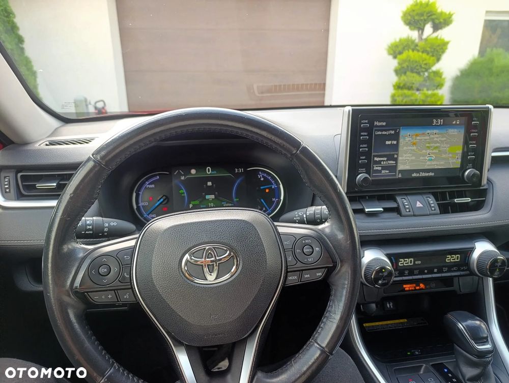Toyota RAV4 Hybrid Gold 4x2 - 23