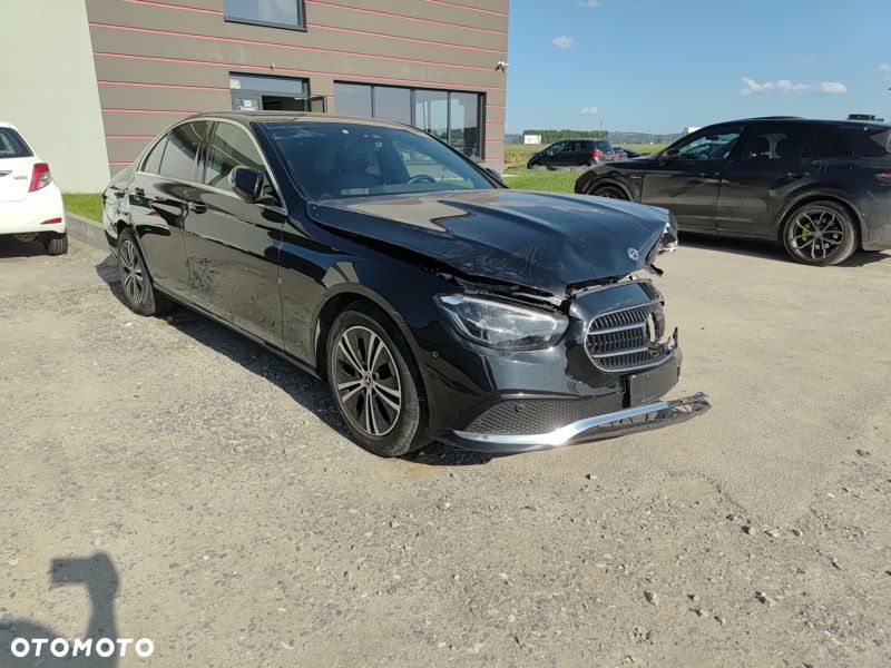 Mercedes-Benz Klasa E 220 d 9G-TRONIC - 3