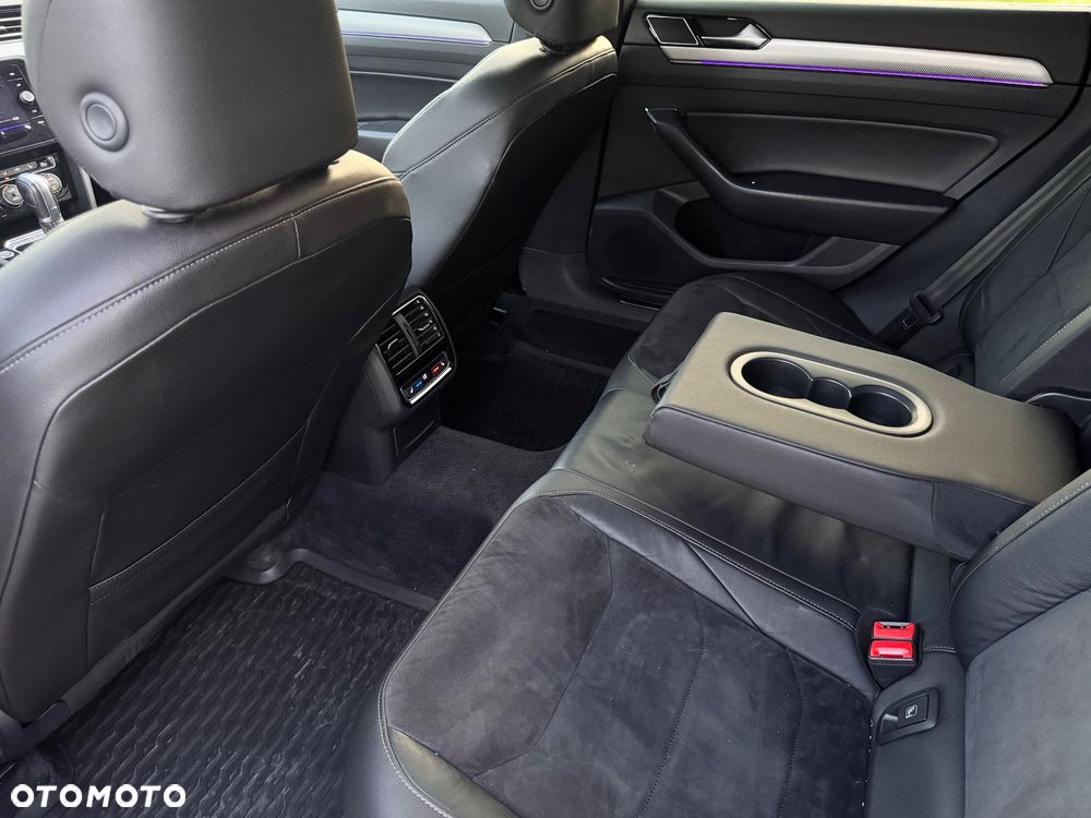 Volkswagen Arteon 2.0 TDI SCR 4Motion DSG R-Line - 30