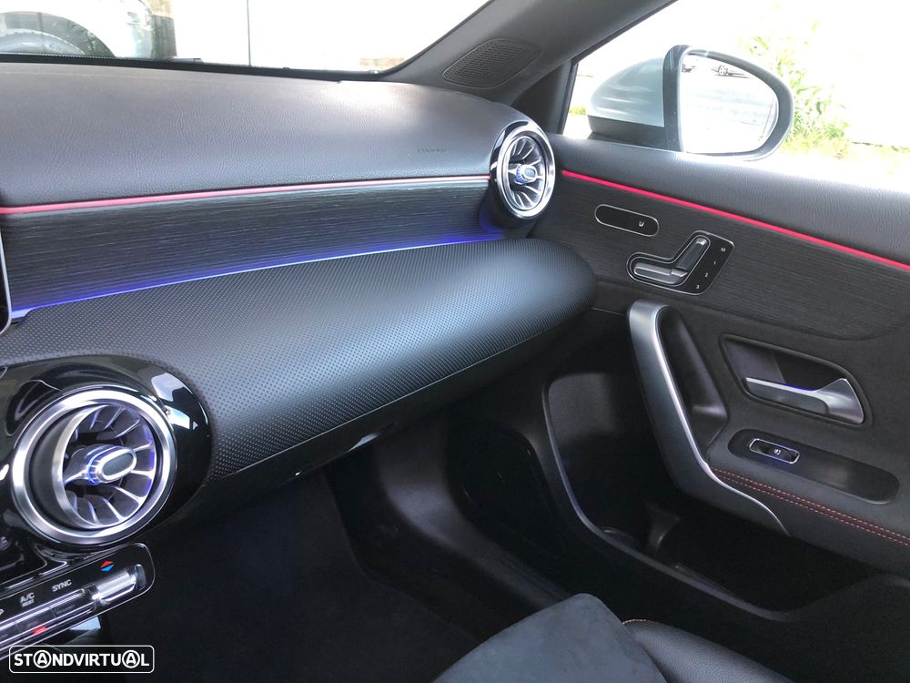 Mercedes-Benz A 180 Limousine d AMG Line Aut. - 39