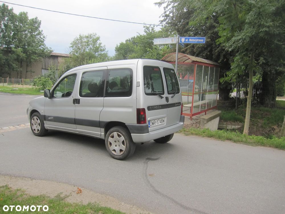 Citroën Berlingo Multispace 2.0 HDI Plus Top-Edition - 17
