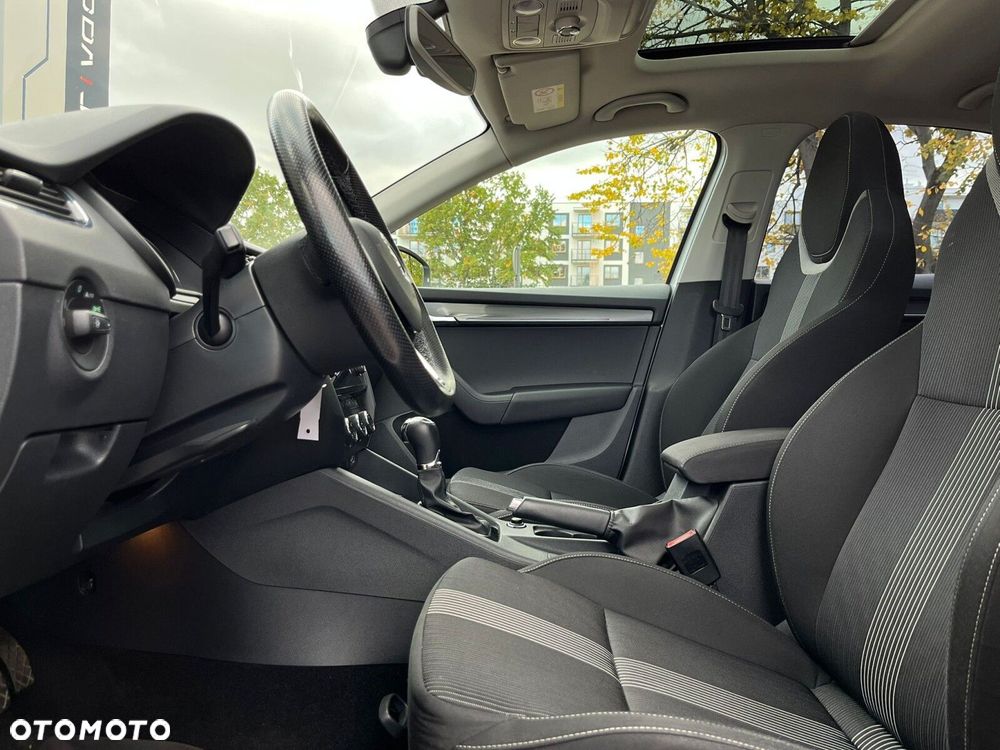 Skoda Octavia 2.0 TDI Style DSG - 15